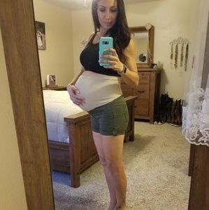 Maternity shorts